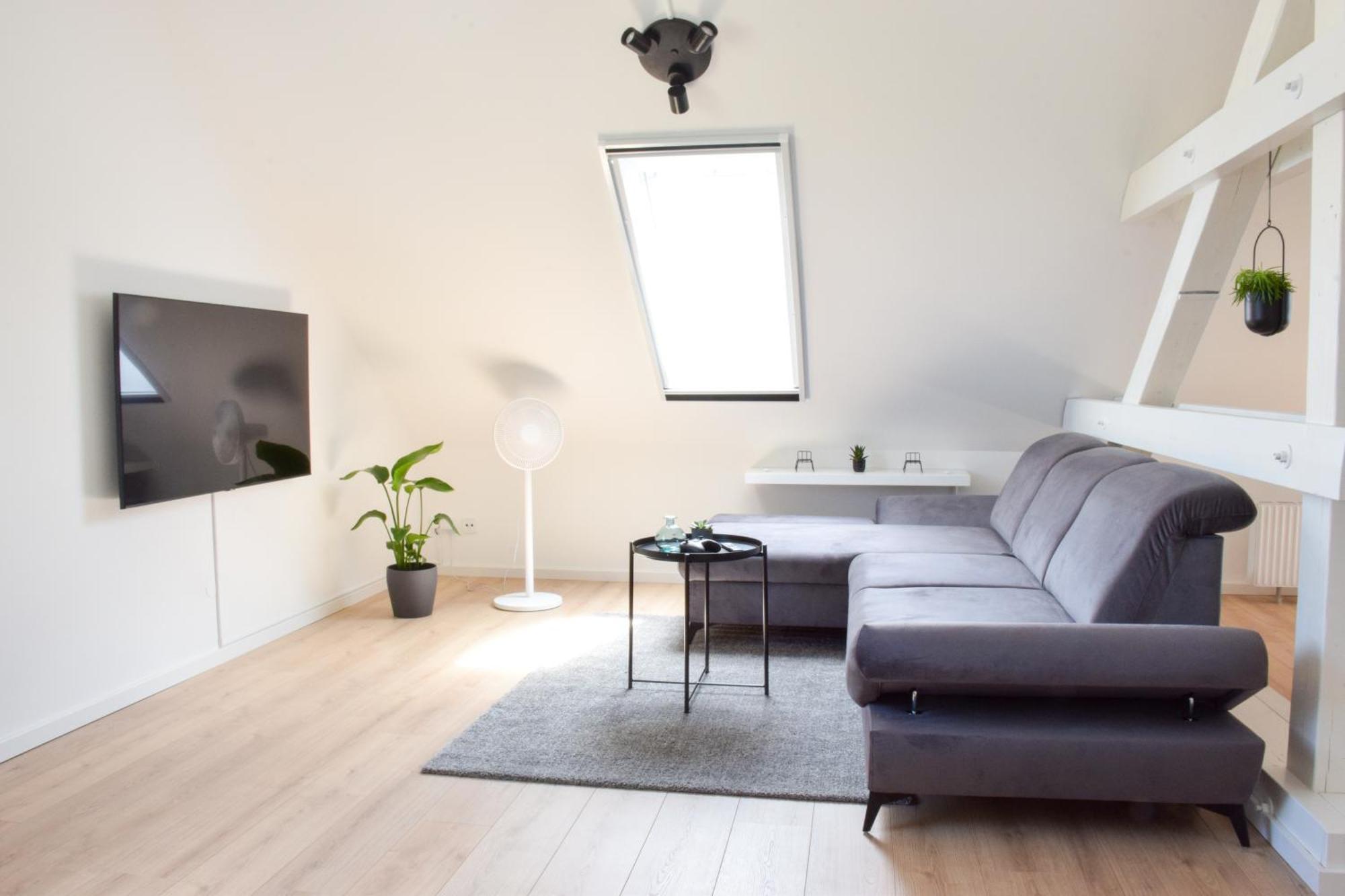 Stycoz - Modernes Loft - 60 M2 - Kueche - Parken Apartment *